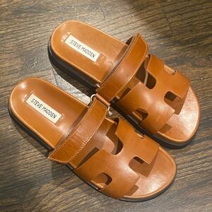 Steve Madden Tan Cutout Slide Sandals